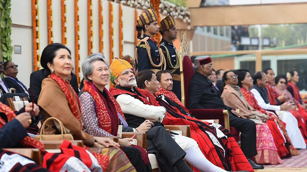 PM Modi with ASEAN leaders at the Republic Day parade on Friday.&nbsp;