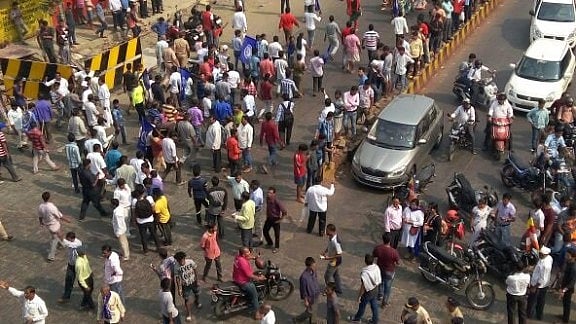 Protesters hosting ‘Rasta Roko’ protest on the Western Express Highway.