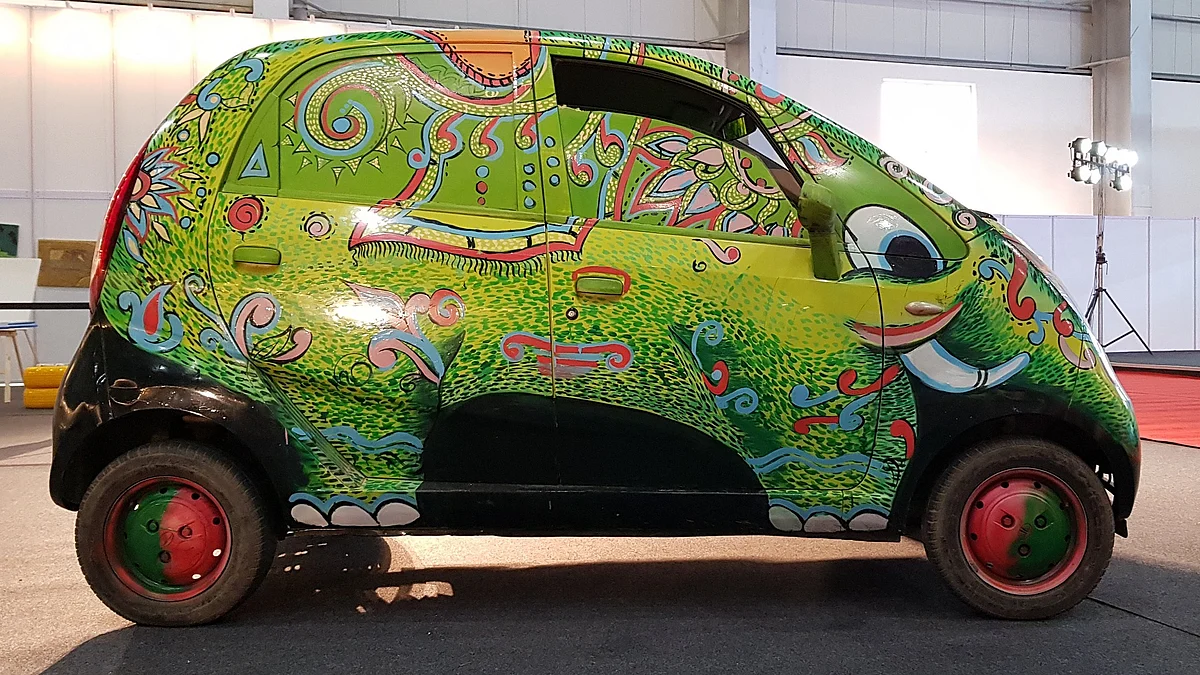 Ok, if your car looks this good after Holi, don’t bother washing it!&nbsp;