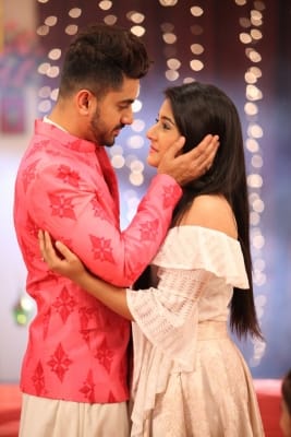 Zain Imam as Neil and Aditi Rathore as Avni