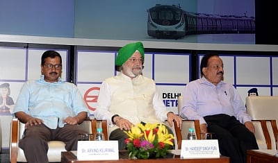 New Delhi: Delhi Chief Minister Arvind Kejriwal with Union Ministers Hardeep Singh Puri and Harsh Vardhan during the inauguration of Majlis Park ÃƒÂ¢Ã‚Â€Ã‚Â“ Durgabai Deshmukh South Campus section on Delhi Metro