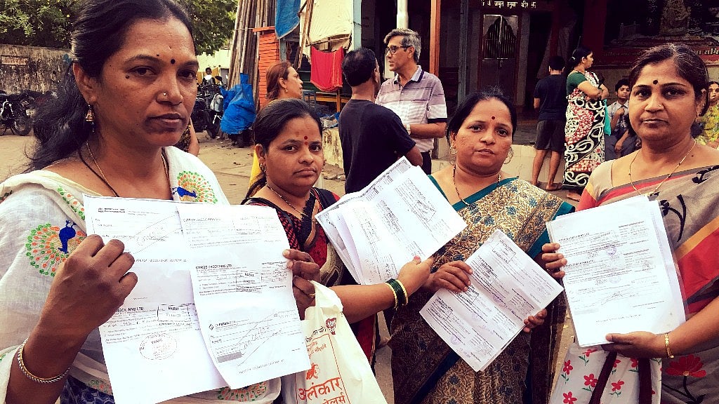 Investors show us their documents.&nbsp;