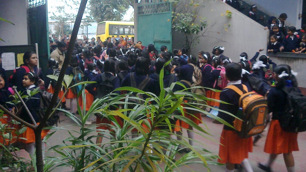 (Photo Courtesy: Facebook/<a href="https://www.facebook.com/Tribute2KGS/">Kamala Girls’ School</a>)