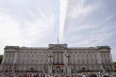 <div class="paragraphs"><p>Buckingham Palace has revealed the list of 30 guests who will be allowed for the congregation at the Duke of Edinburgh Prince Philip's funeral service.</p></div>