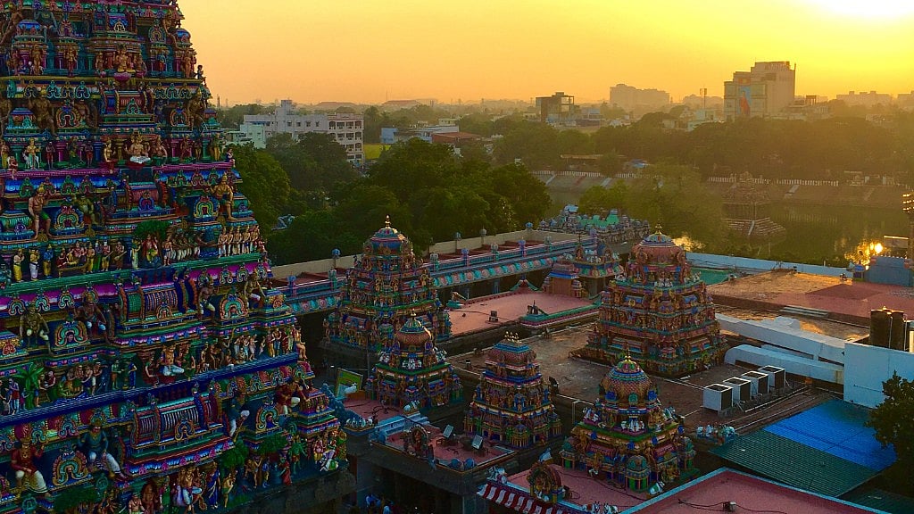 Sunset at Kapaleeshwarar Temple, Mylaore. There’s coffee before and after.