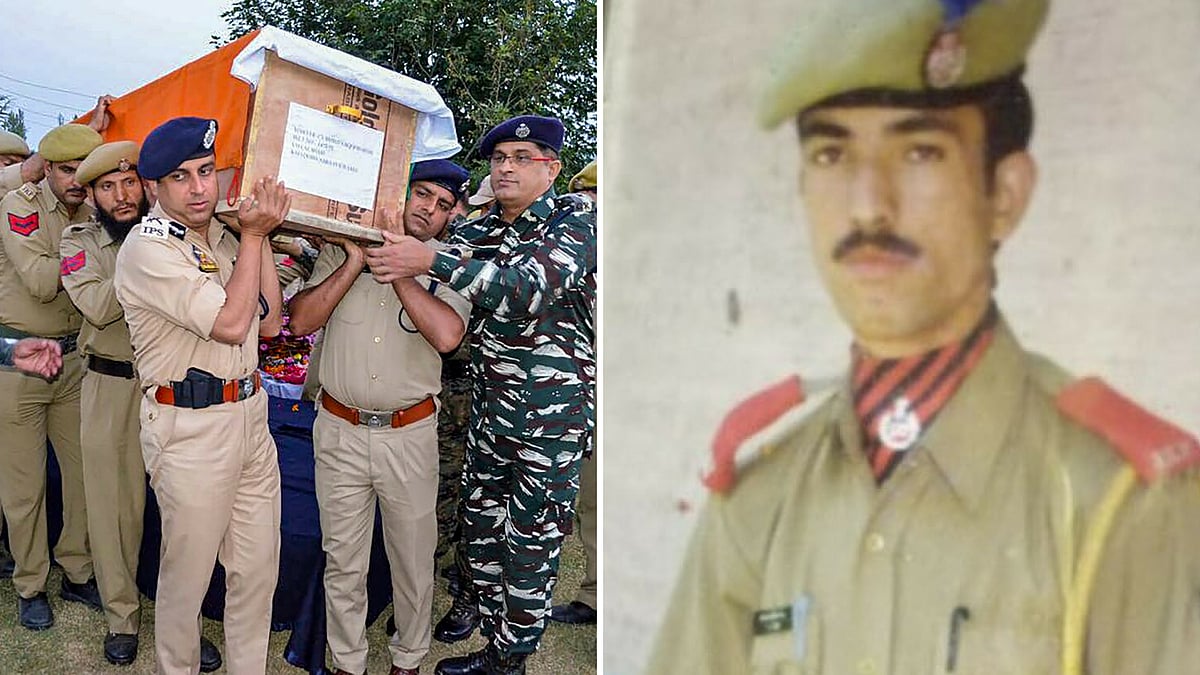 The funeral of J&amp;K policeman Mohd Yaqoob Shah (left); Fayaz Ahmad Shah (right).