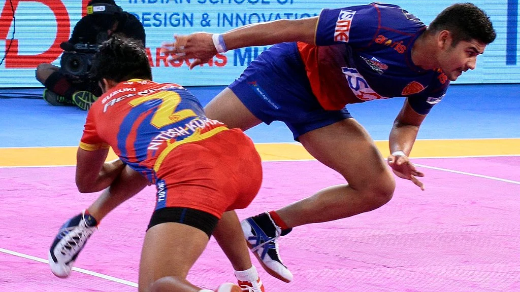 UP Yoddha prevailed over Dabang Delhi 38-36 for their third win in the ongoing Vivo Pro Kabaddi League Season VI in Patna on Sunday.&nbsp;