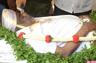 Bengaluru: Mortal remains of veteran Kannada films rebel actor MH Ambareesh.&nbsp;