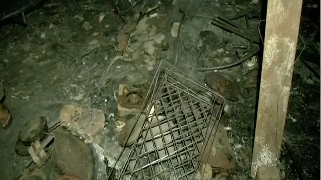 200 shanties were gutted in the fire at Delhi’s Paschim Puri.