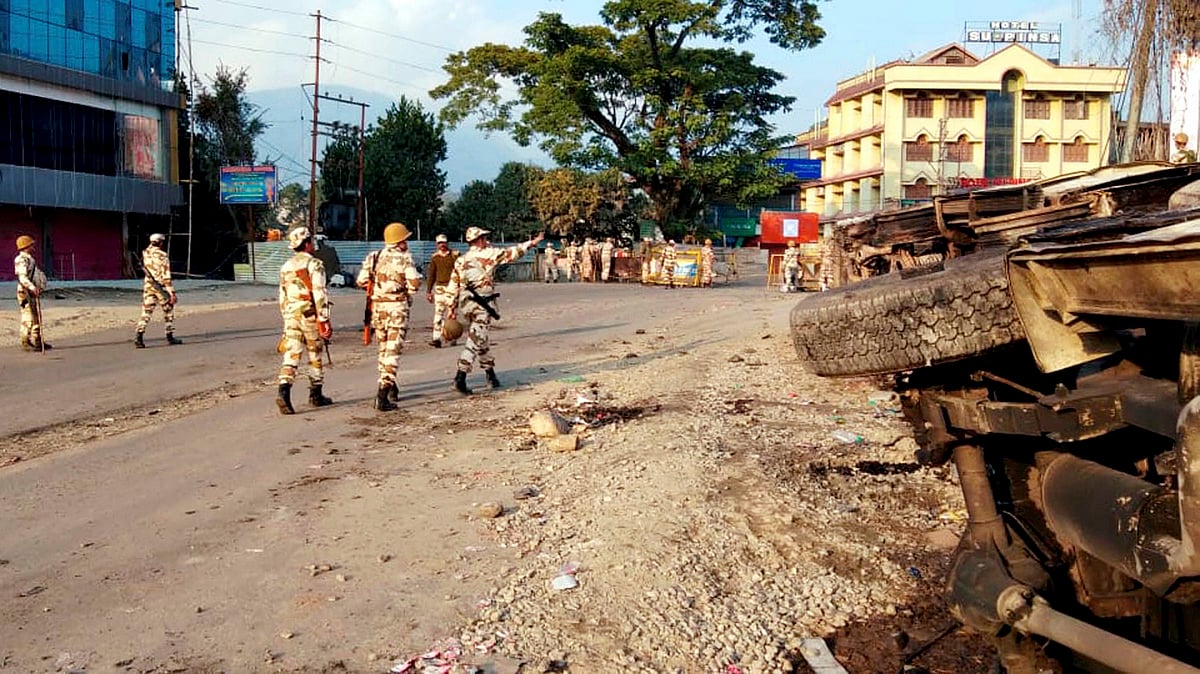 The central government has dispatched 1,000 paramilitary personnel to the state to help the administration in maintaining law and order.