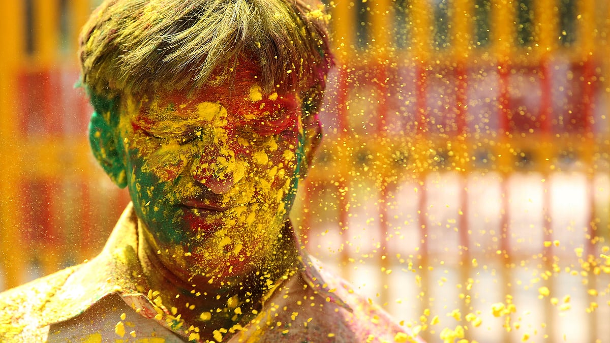 Indians celebrate Holi