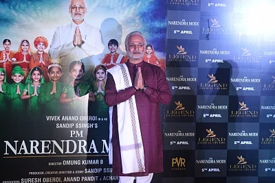 Mumbai: Actor Vivek Oberoi dressed up as Prime Minister Narendra Modi at the trailer launch of his upcoming film "PM Narendra Modi" in Mumbai, on March 20, 2019. (Photo: IANS)