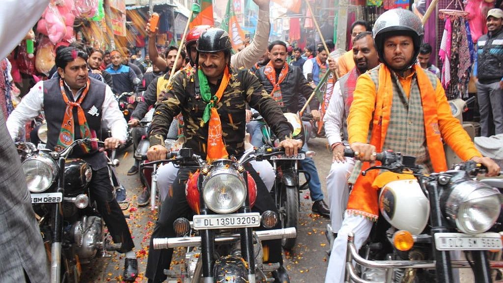 BJP Delhi president Manoj Tiwari flags off bike rally in Delhi in Armed Forces fatigues.