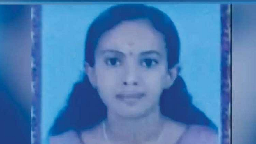 Thushara reportedly survived only on soaked rice and sugar syrup before she breathed her last.