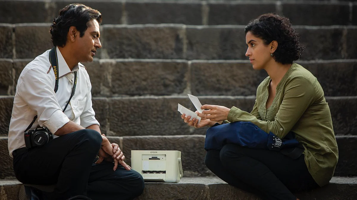 Nawazuddin Siddiqui and Sanya Malhotra in a still from<i> Photograph</i>.