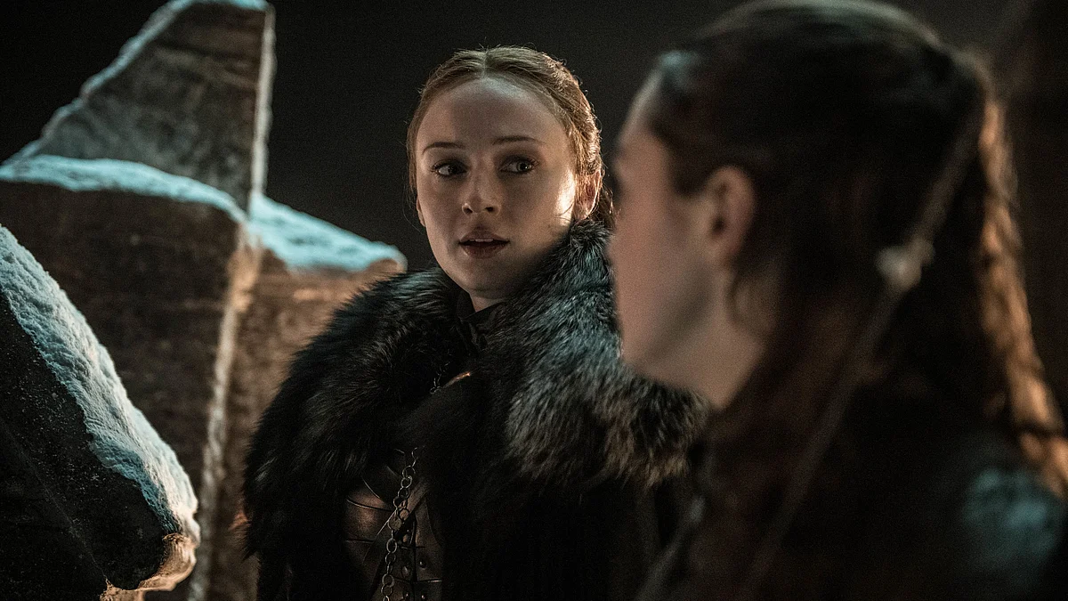 Sansa and Arya Stark from GoT S8E3