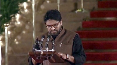 New Delhi: Asansol BJP MP Babul Supriyo takes oath as Union Minister at a swearing-in ceremony at Rashtrapati Bhavan in New Delhi on May 30, 2019. (Photo: IANS)