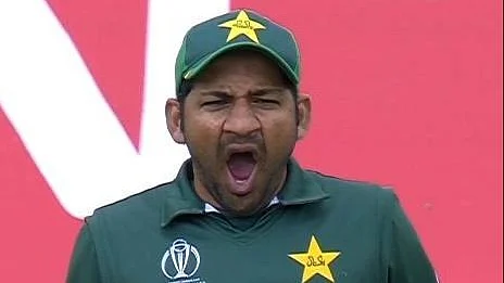 Sarfaraz Ahmed was caught yawning during the India vs Pakistan ICC World Cup match.&nbsp;