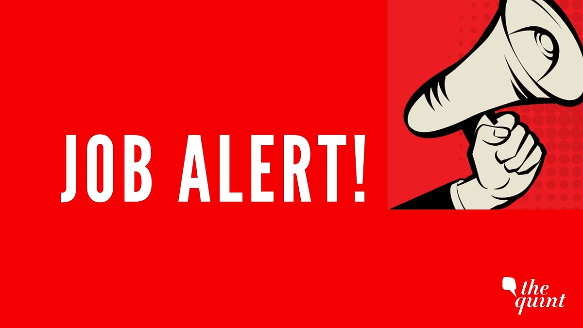 Andhra Pradesh Panchayat Raj and Rural Development Department (APPR) is recruiting people on 4,00,000 Grama Volunteer jobs.