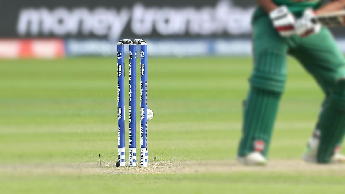 The bails once again refused to dislodge in the match between India and Australia on Sunday.