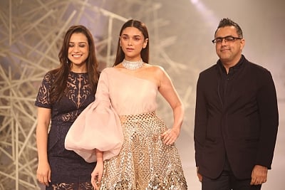 New Delhi: Actress Aditi Rao Hydari walks the ramp for designer duo Pankaj and Nidhi at India Couture Week 2019 in New Delhi, on July 24, 2019. (Photo: Amlan Paliwal/IANS)