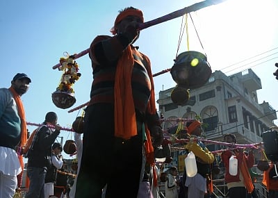 In view of heavy inflow of kanwarias (Shiv devotees) in the city, the District Magistrate (DM), here on Thursday, ordered closure of all educational institutions in the district till July 30. (Photo: IANS)