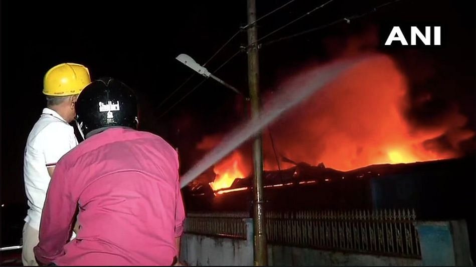 A fire broke out at a warehouse in Greater Noida’s Kasna in the wee hours of Monday, 26 August.