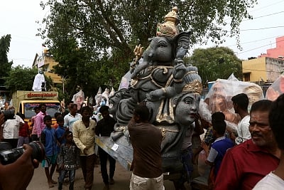 Chennai: A Ganesh idol being taken to its respective pandal from a Chennai workshop on Sept 1, 2019. (Photo: IANS)