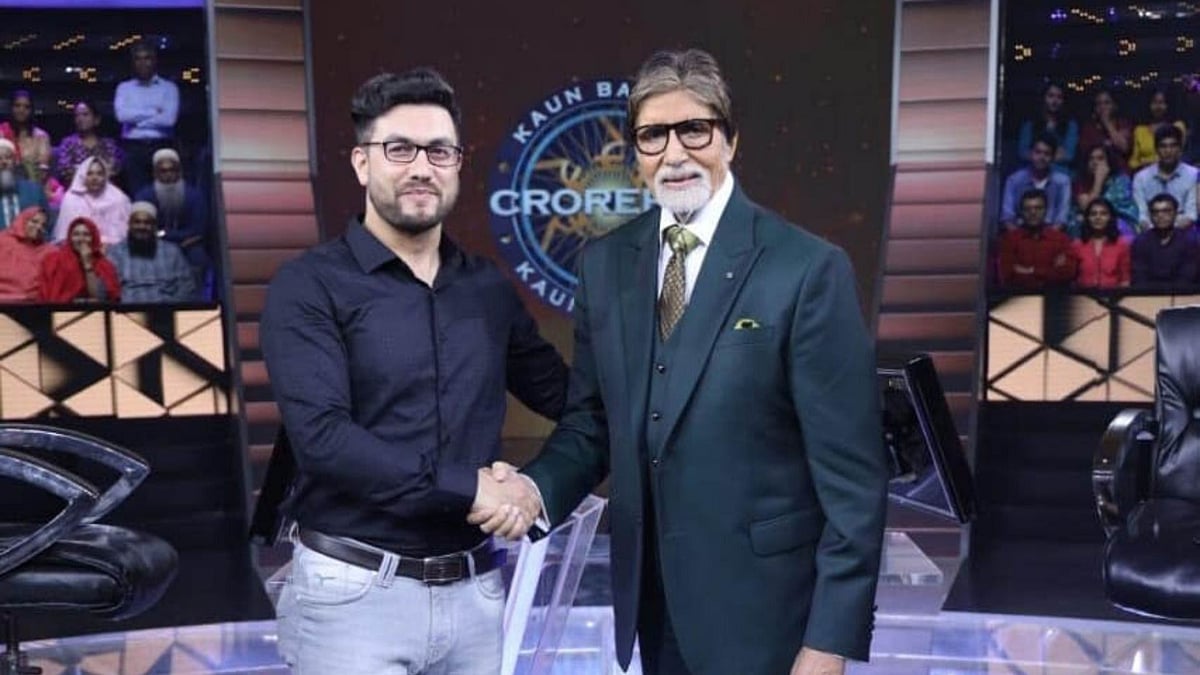 Kashmiri actor Rayees Mohiuddin with Amitabh Bachchan.