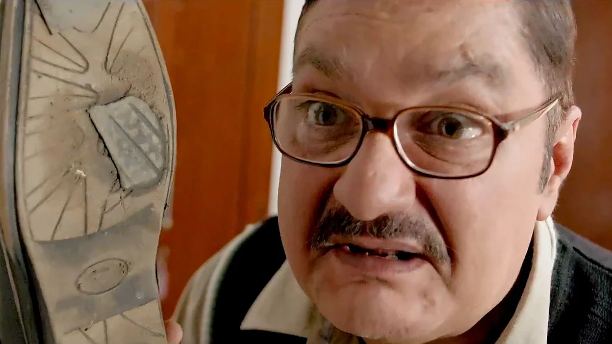 Vinay Pathak in a still from ‘Chappad Phaad Ke’