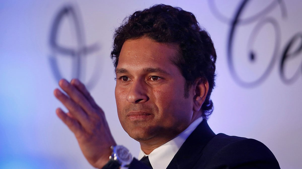 Sachin was suffering from severe diarrhea during the match against Sri Lanka in the 2003 World Cup.