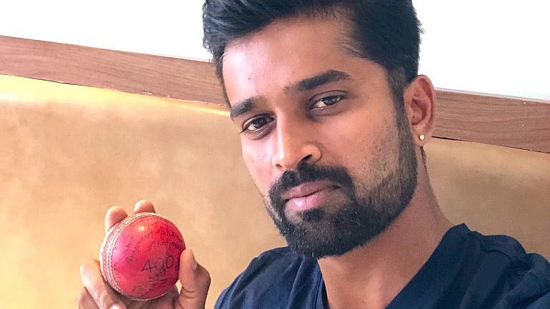 Vinay took four wickets for 57 runs in the second innings to take his overall wickets tally to 401 in Ranji Trophy.