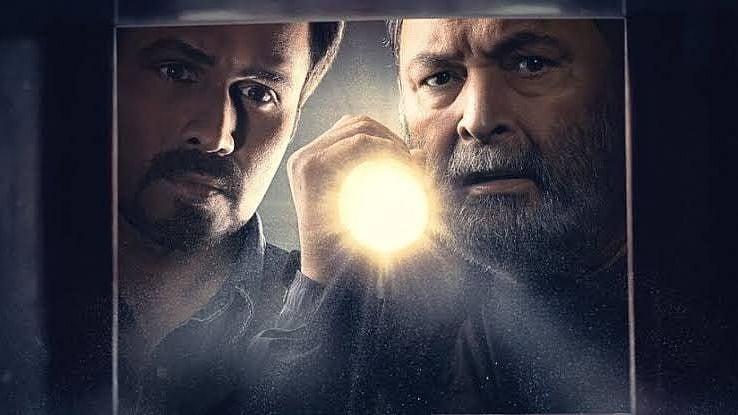 Emraan Hashmi and Rishi Kapoor in a still from <i>The Body</i>.