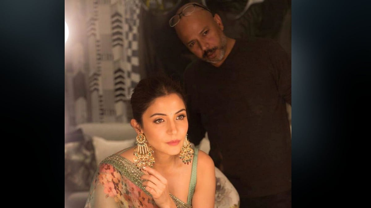 Anushka Sharma with make-up artist Subhash Vagal.&nbsp;