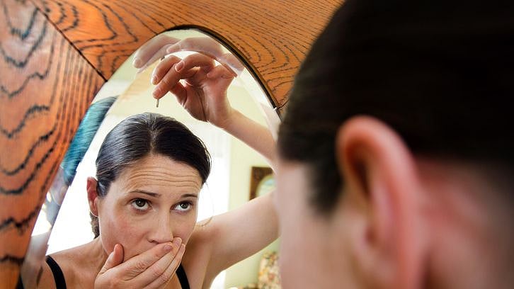 Those annoying grey hairs that tend to crop up with age really are signs of stress, according to a new study.