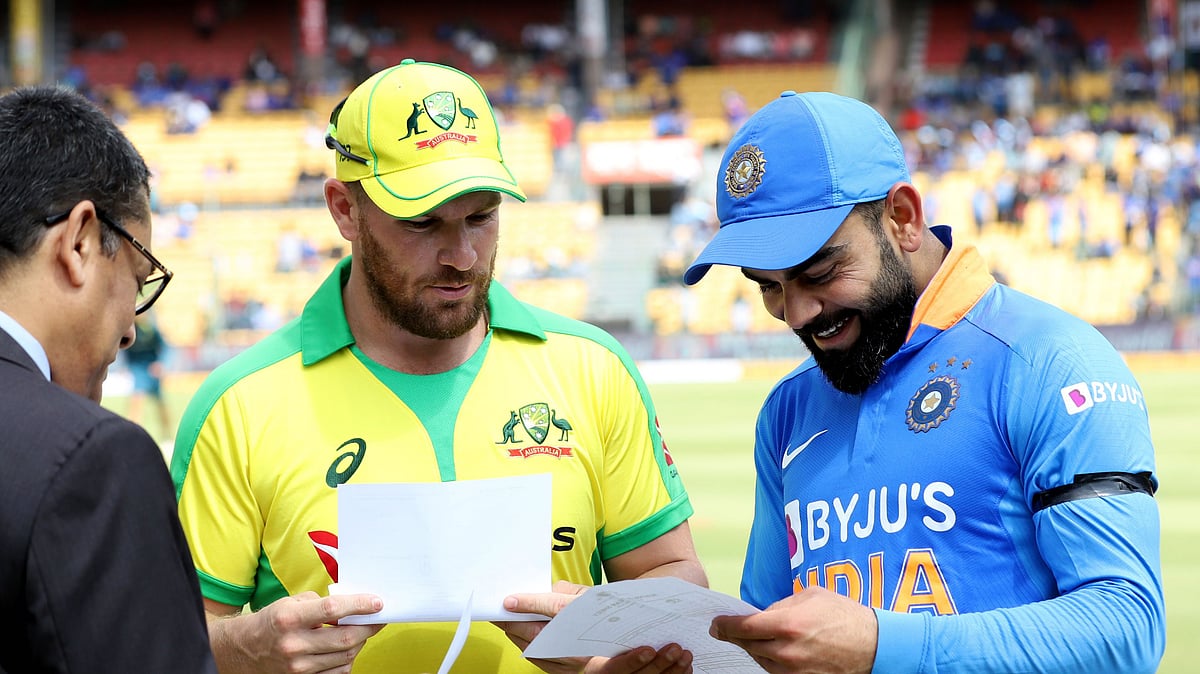 The Indian team on Sunday wore black arm bands during their third and final ODI against Australia.