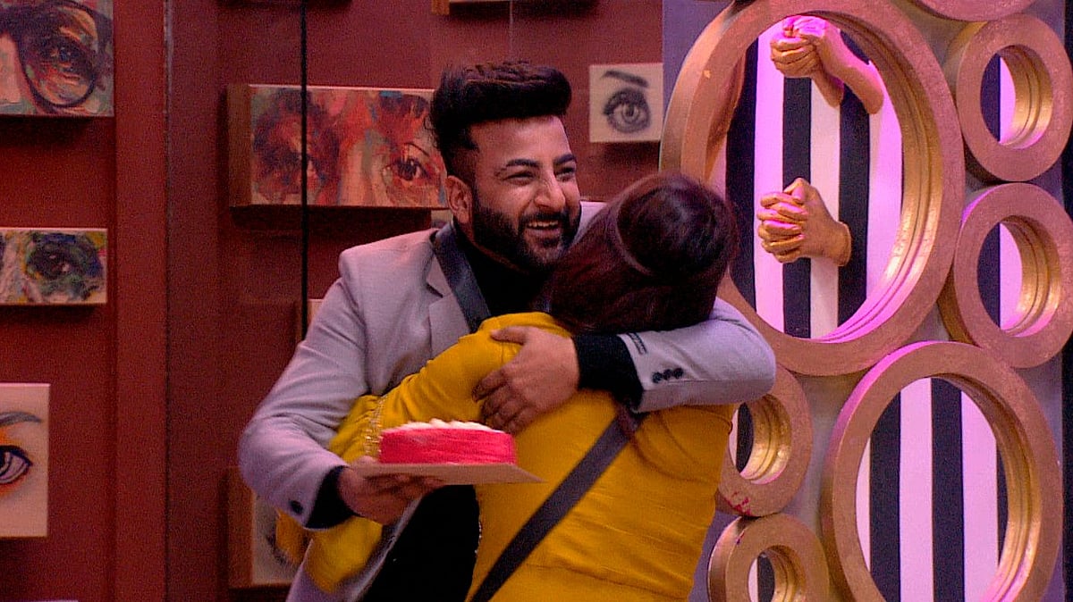 Shehnaz’s brother surprises her