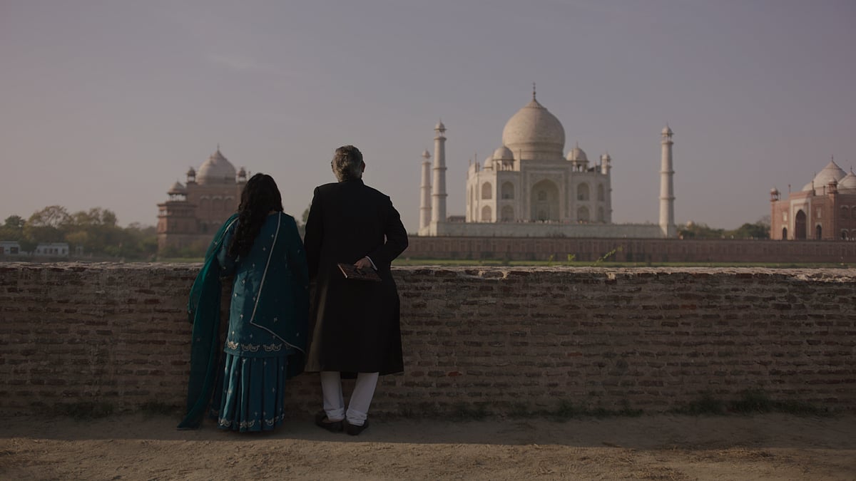 A still from <i>Taj Mahal 1989</i>.