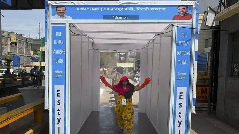 These tunnels spray a mist of sodium hypochlorite, a chemical also found in surface disinfectants.