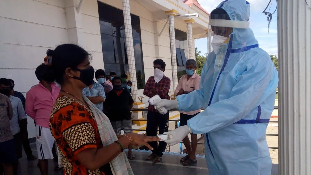 Over 500 doctors working on a contract basis in Karnataka’s rural districts and towns are demanding permanent postings failing which they have threatened mass resignations.&nbsp;