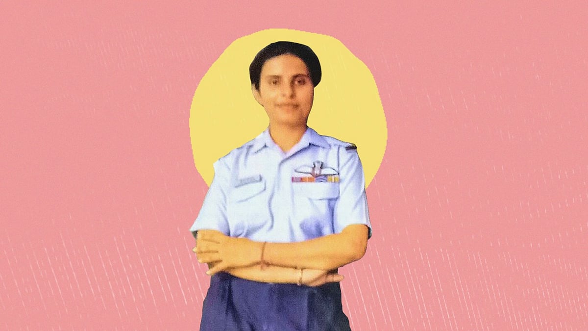 Here's all you need to know about the real Gunjan Saxena. 