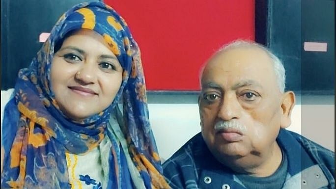 Poet Munawwar Rana with his daughter Sumaiya Rana.