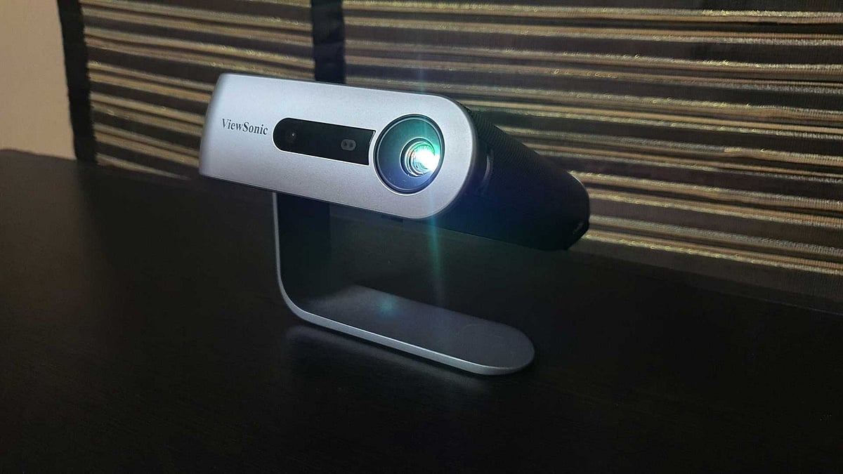 The ViewSonic M1 Projector.
