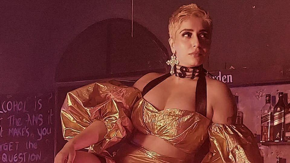 Neha Bhasin on her new song 'Kehnde Rehnde'