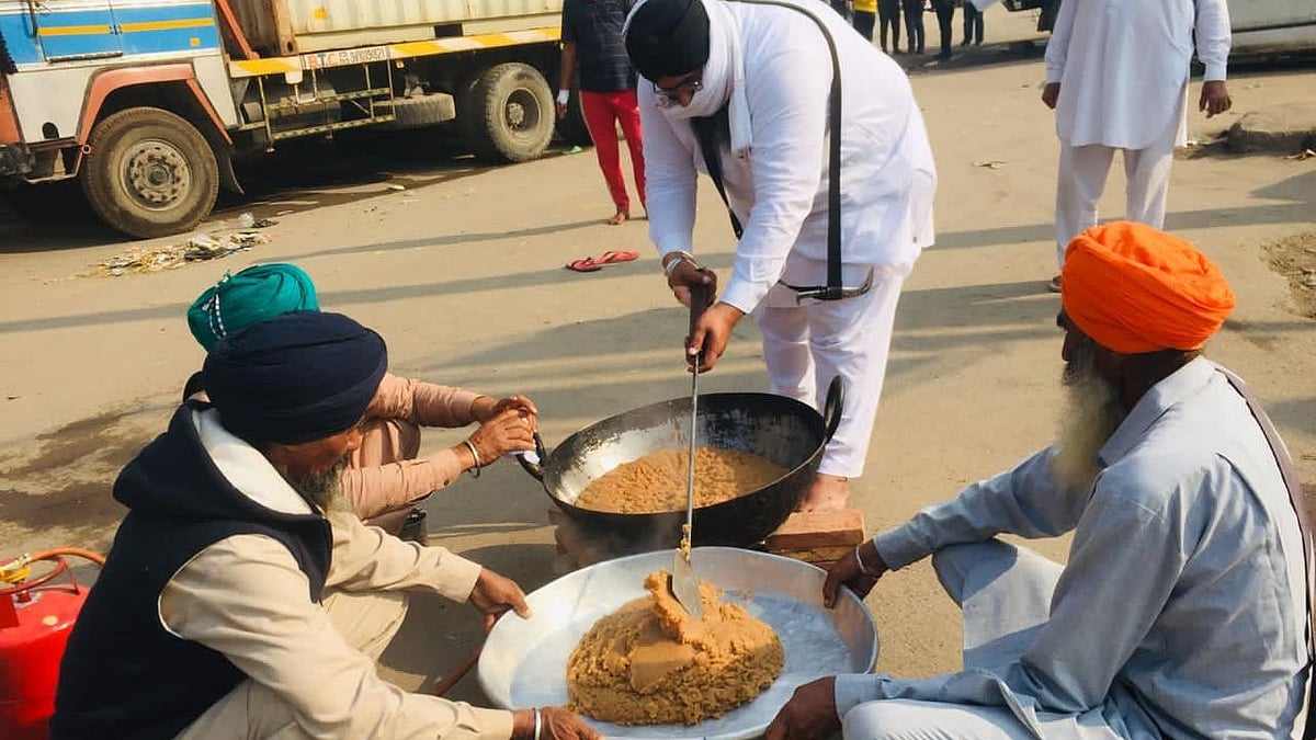 The ongoing protests by thousands of farmers against the Centre’s new farm laws entered the fifth day on Monday.