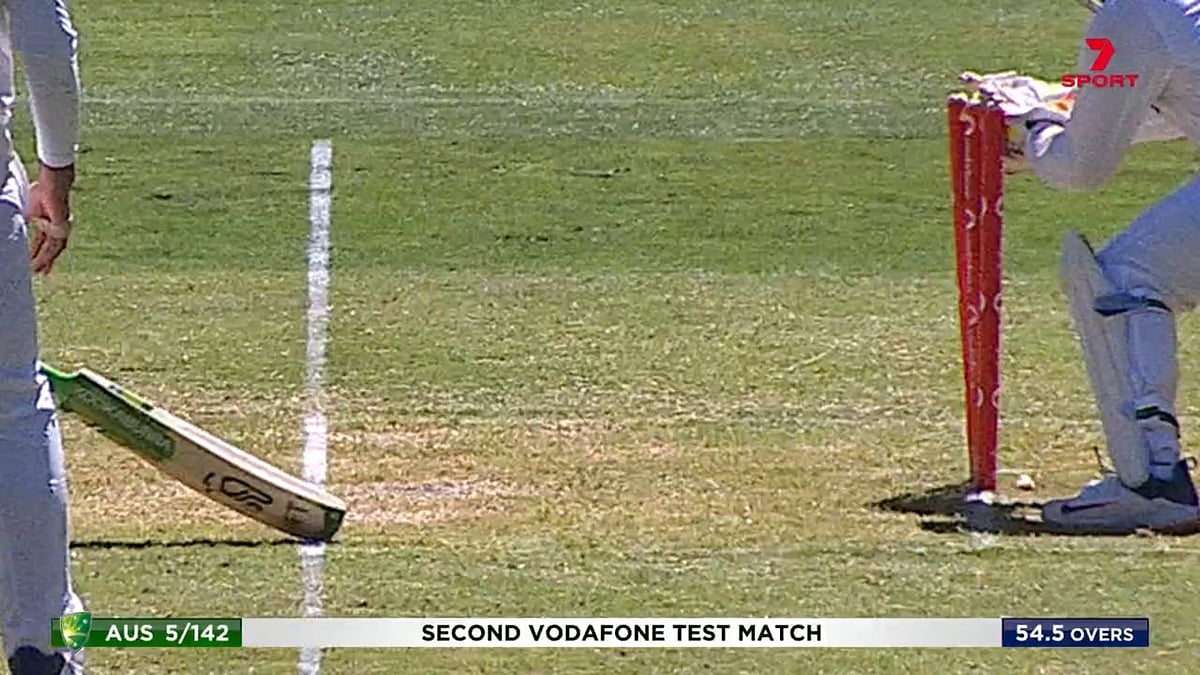 Australia skipper Tim Paine survives a close run out decision against India in Melbourne.&nbsp;