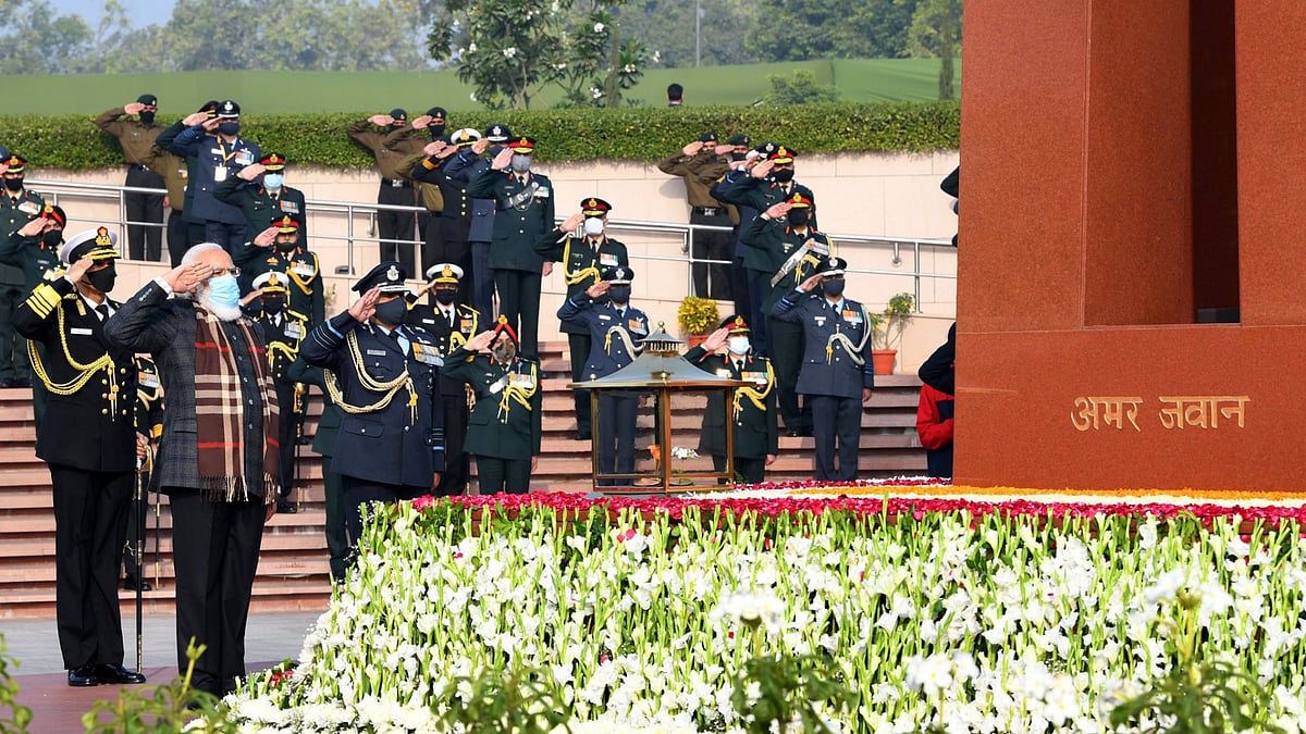 Prime Minister Modi pays tribute to soldiers at National War Memorial