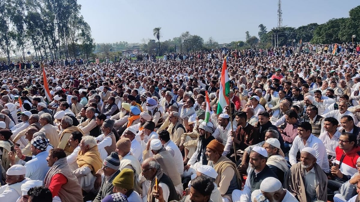 Farmers attend Kisan Mahapanchayat at Shamli in Uttar Pradesh, Friday, 5 Feb. Image used for representative purposes