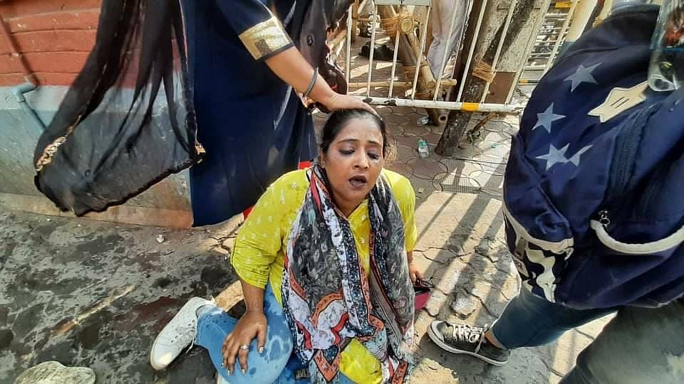 The police resorted to lathi-charge, firing tear gas and water cannons to disperse the crowd at Esplanade, Kolkata.&nbsp;