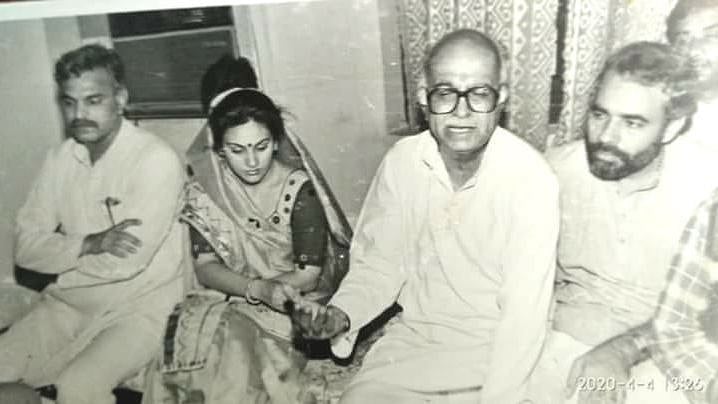 “An old pic when I stood for election  from Baroda now called as Vadodara, extreme right is our PM narendra modi ji  next to whom was LK Advaniji and me and Nalin Bhatt in charge of the elections(sic),” Chikhlia wrote on Twitter.